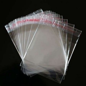 sacos plásticos com fecho adesivo